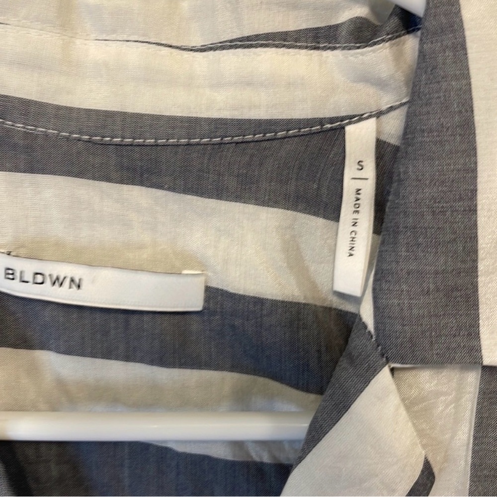 BLDWN Gray & white Striped Button-Down Women's Shirt Size Small - Picture 3 of 4